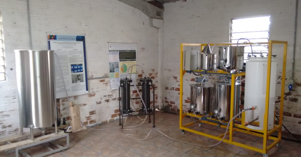 Mini usina de biodiesel produção própria - UFSM